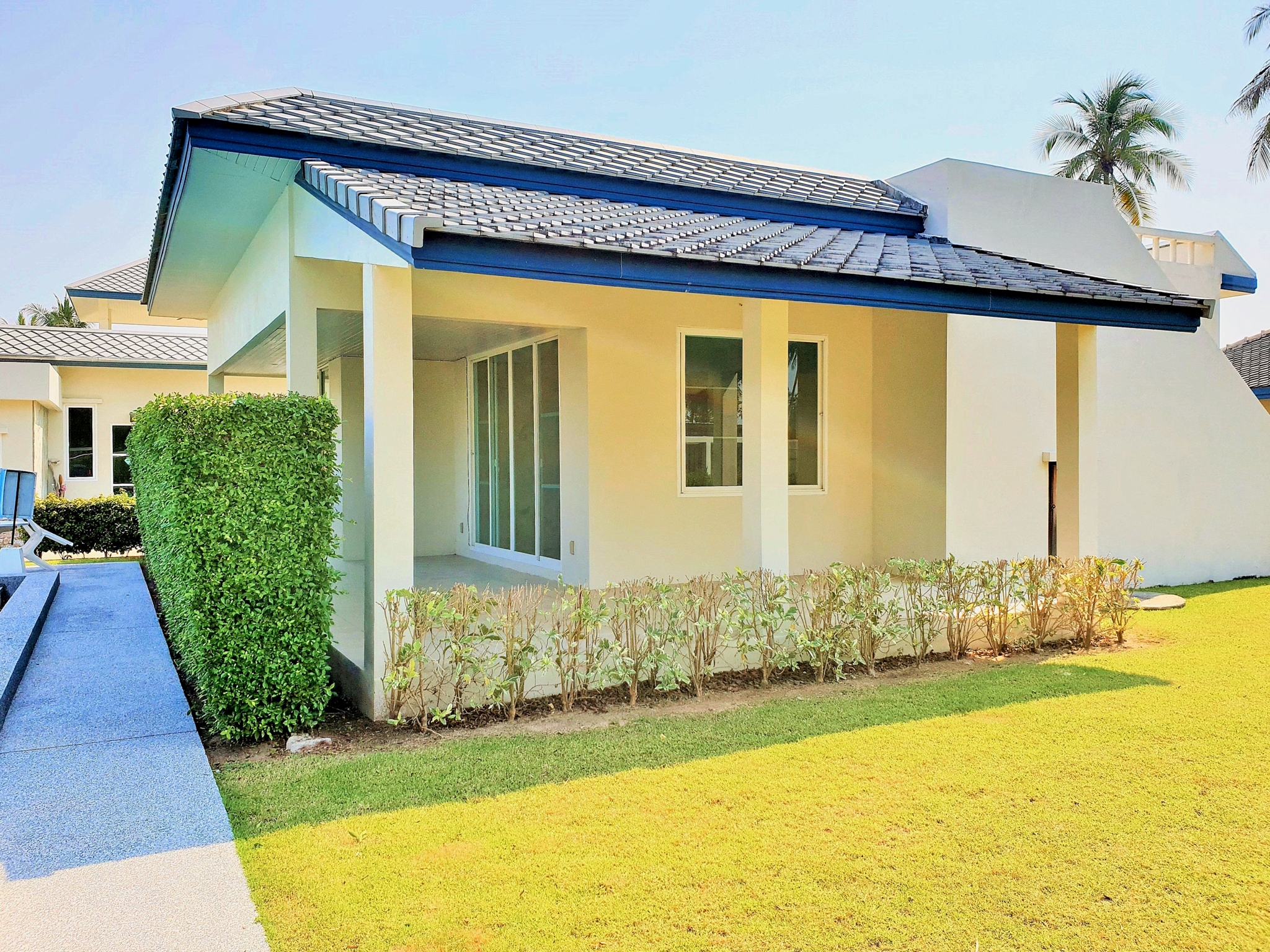 Villa Waree